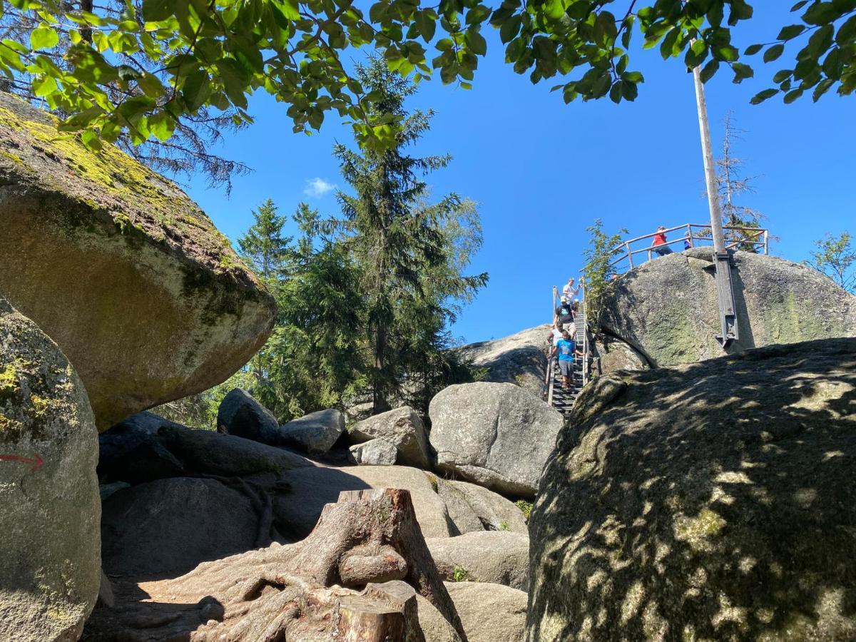 Ferienwohnung Oxana Im Naturpark Fichtelgebirge Schonwald  Bagian luar foto